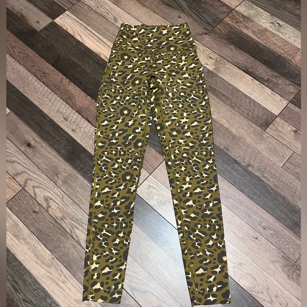 Aerie Olive Leopard Print Leggings